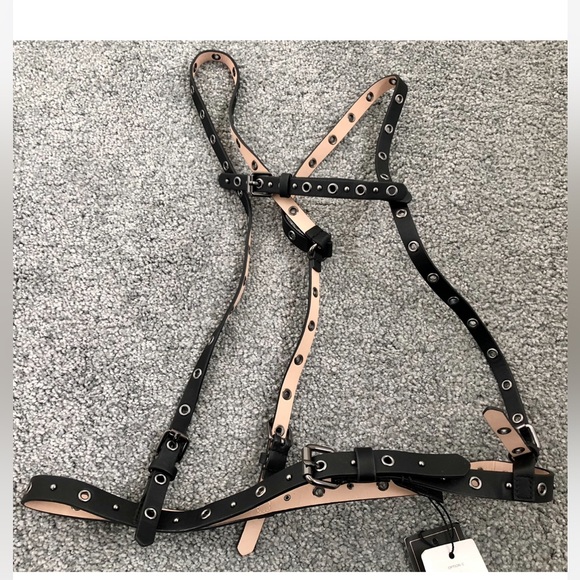 New NWT BCBG Maxazria BCBGMaxazria black convertible harness straps belt S Small - Picture 2 of 7